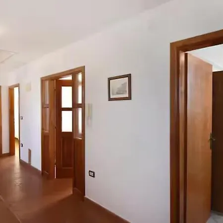 Leone Apartamento