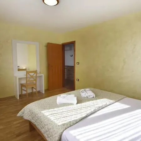 아파트 Leone